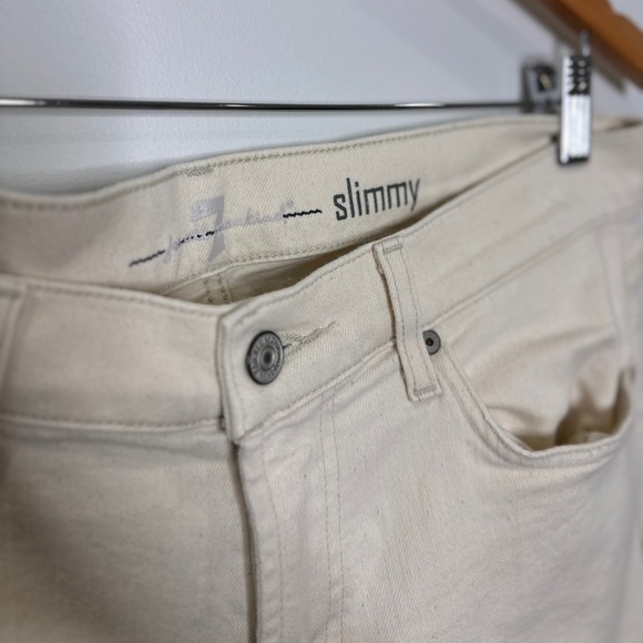 7 For All Mankind Men’s Slimmy Cream Distressed Jeans (34) - Picture 6 of 7